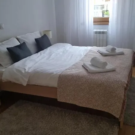 Stylish New Belgrade Apt Parking 5E Per Day Exterior foto
