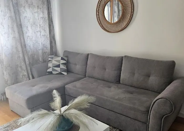Stylish New Belgrade Apt Parking 5E Per Day